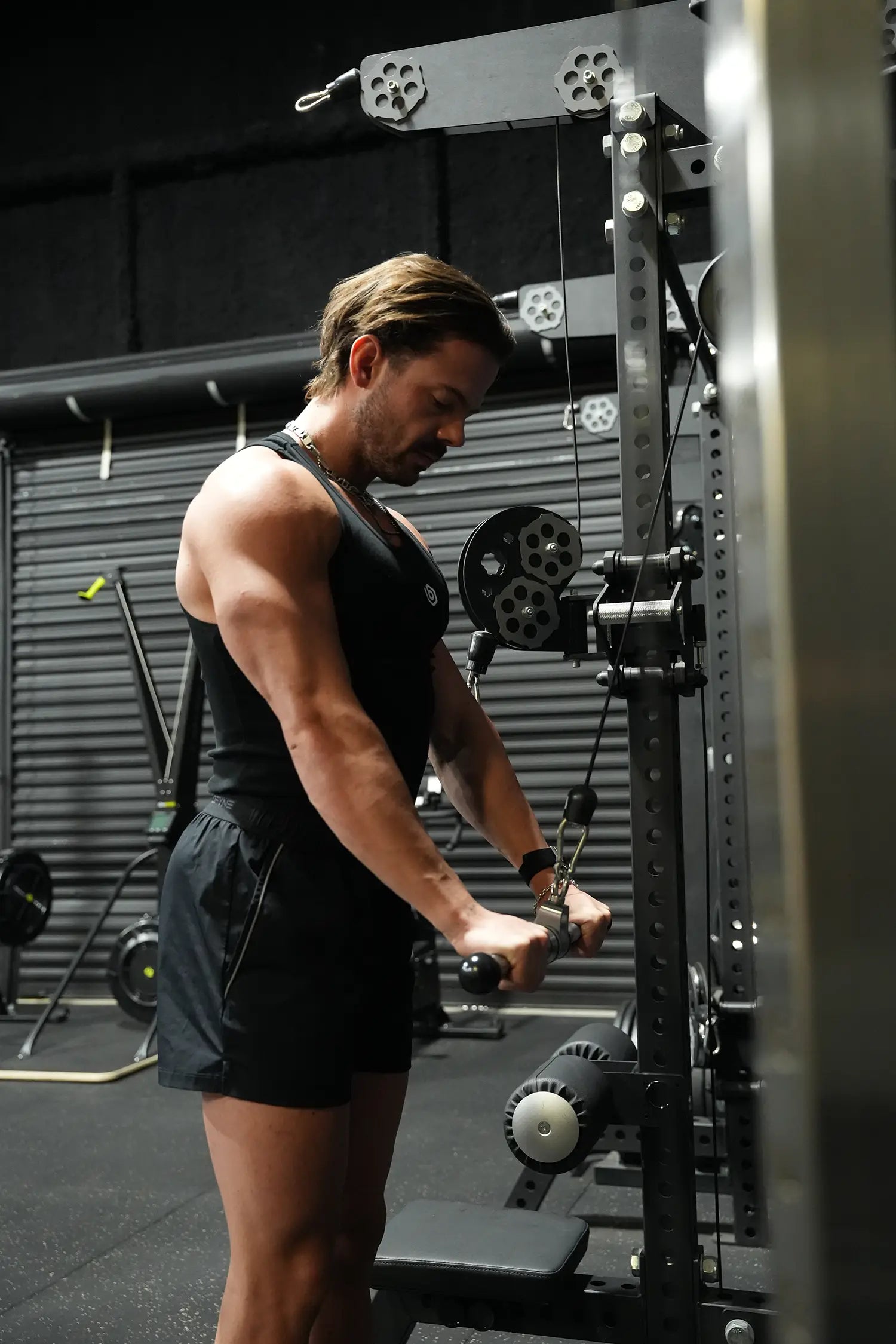 Short Straight Bar