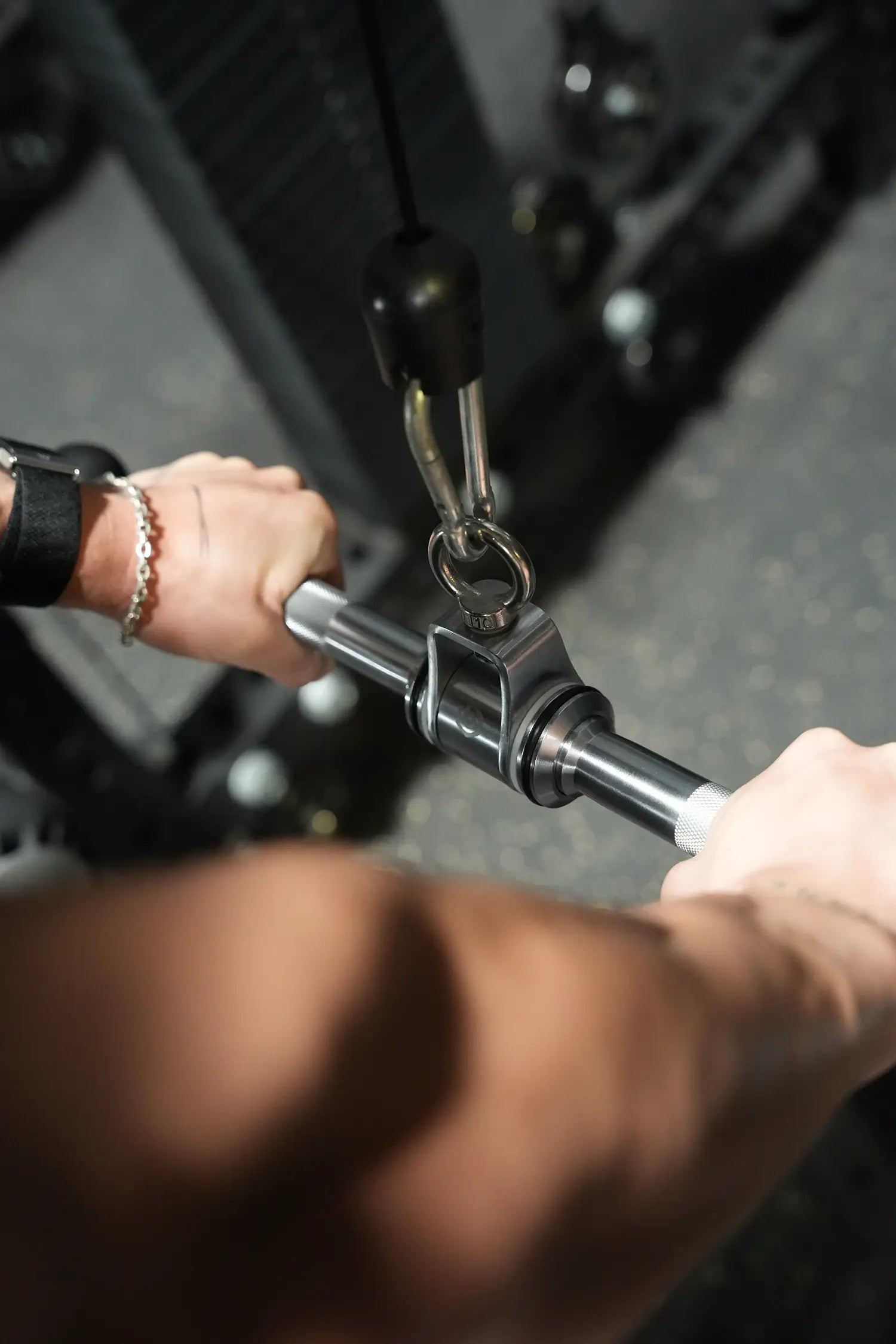 Short Straight Bar